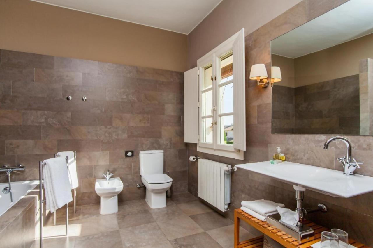 Lhort De Sant Cebria Bed & Breakfast Torroella de Fluvia Exterior photo